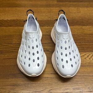 Kane Footwear Revive Shoes